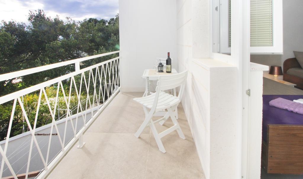 Stanicicke Apartments Baška Voda Buitenkant foto